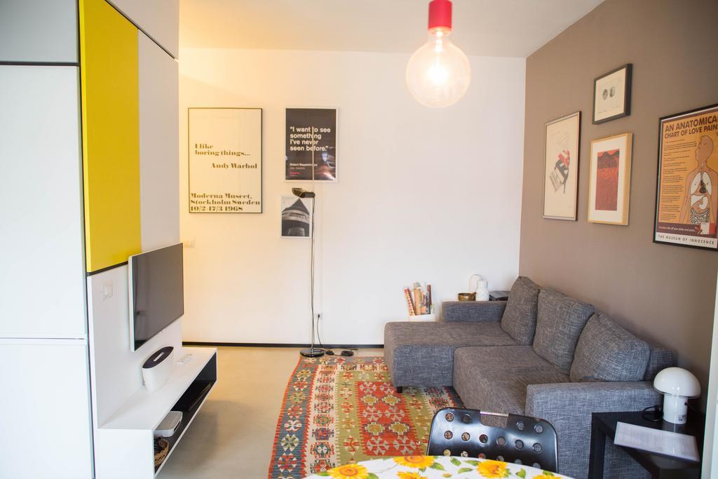 Lorenteggio Business Apartment Milaan Buitenkant foto
