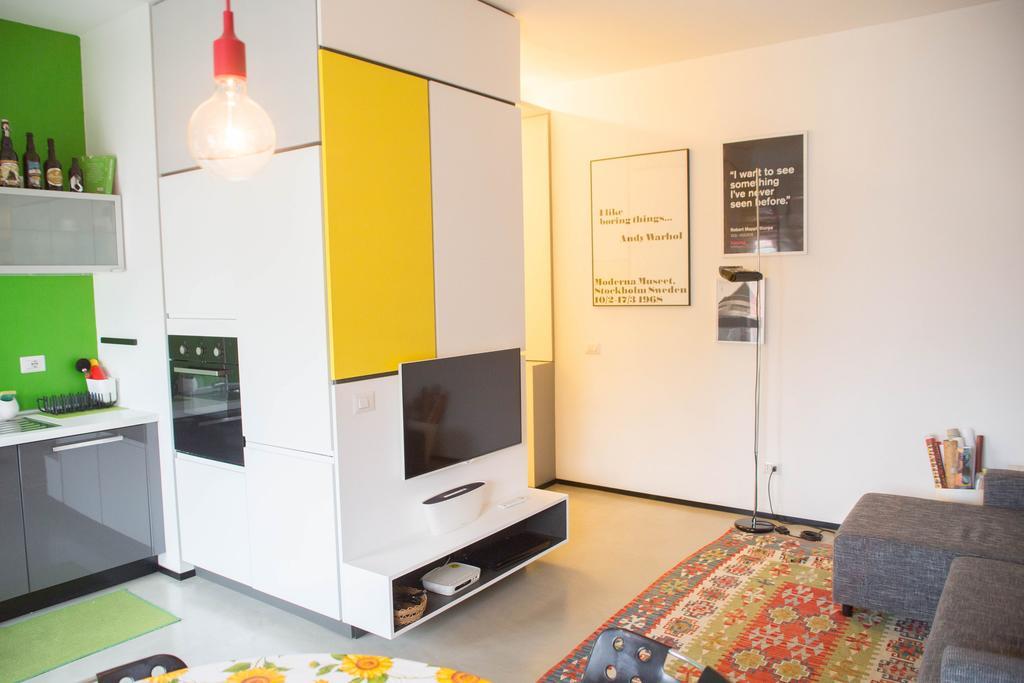 Lorenteggio Business Apartment Milaan Buitenkant foto